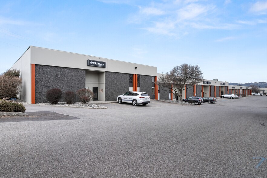 More Photos Of 9922 E Montgomery Rd, Spokane Valley Flex For Lease
