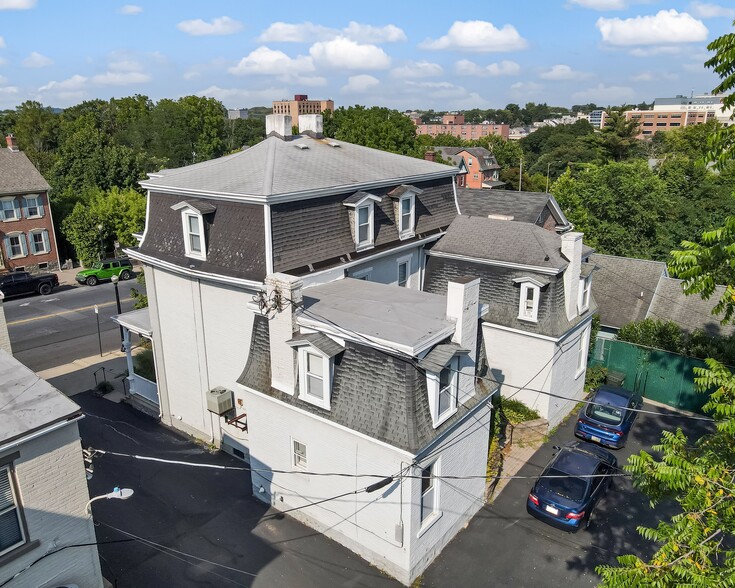 More Photos Of 207 W Broad St, Bethlehem Office For Sale