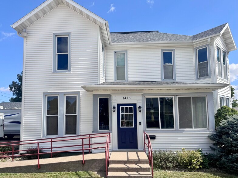 More Photos Of 1415 4th St, Fulton Storefront Retail Residential For Sale