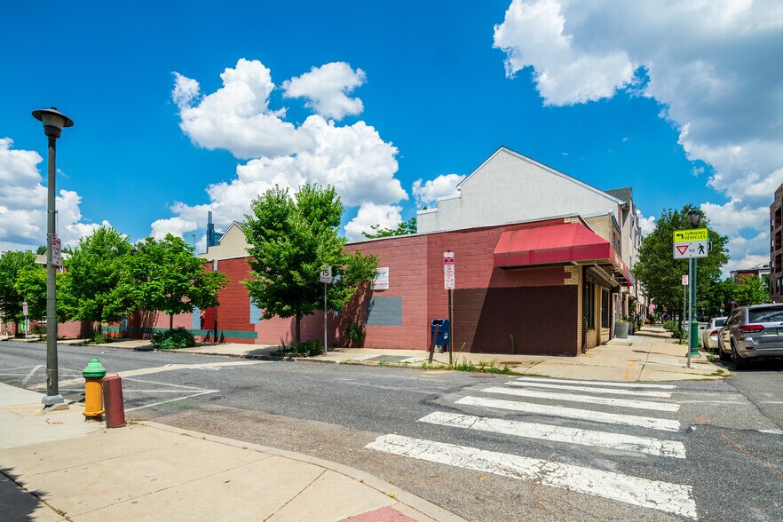 More Photos Of 2429 South St, Philadelphia Storefront For Sale
