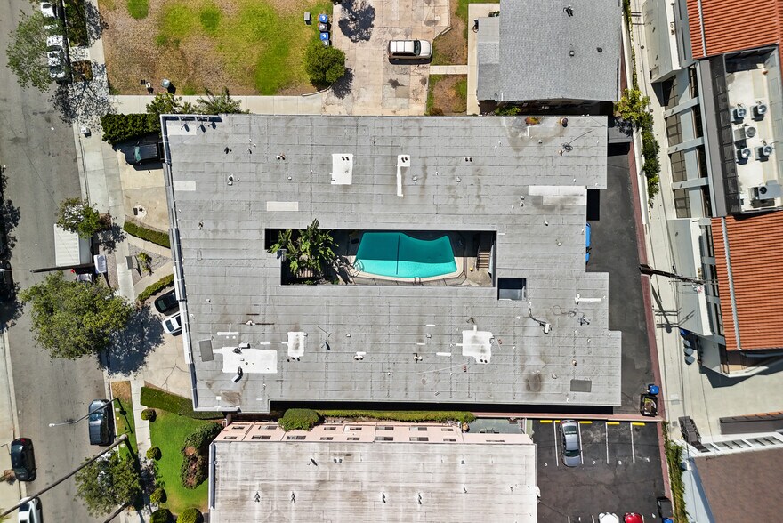 More Photos Of 323 E Chestnut St, Glendale Apartments For Sale