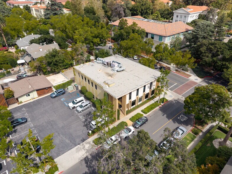 More Photos Of 201 W 4th St, Claremont Office For Lease