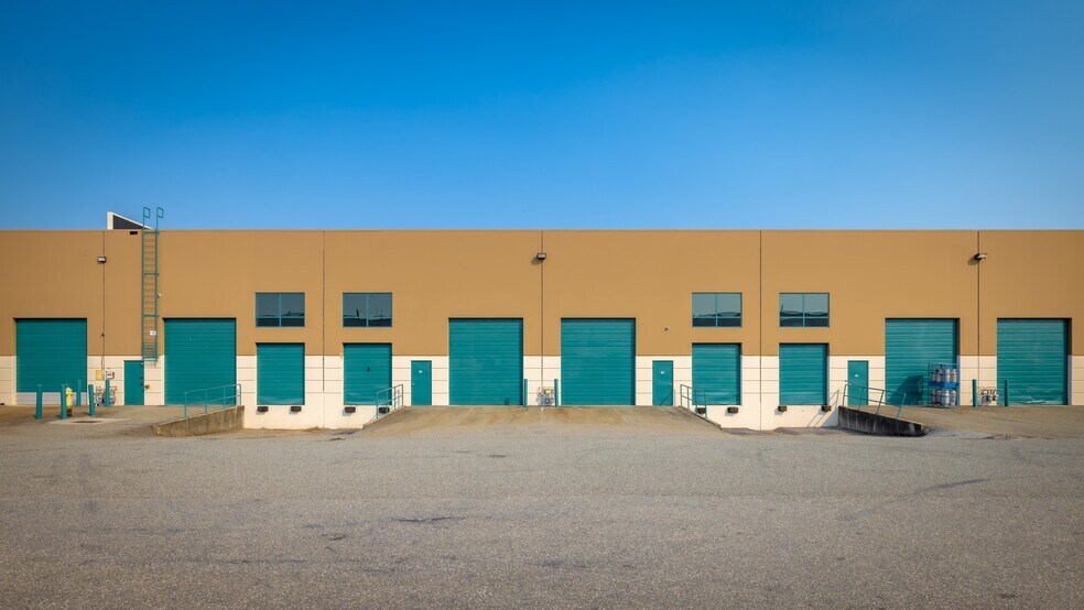 More Photos Of 1551 Broadway St, Port Coquitlam Warehouse For Lease