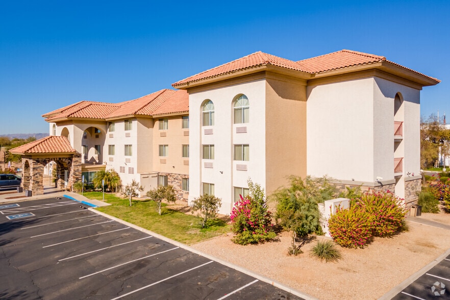 Primary Photo Of 7425 W Chandler Blvd, Chandler Hotel For Sale