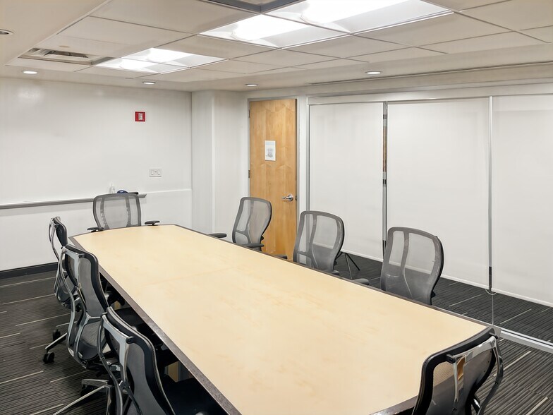 More Photos Of 99 Hudson St, New York Coworking Space