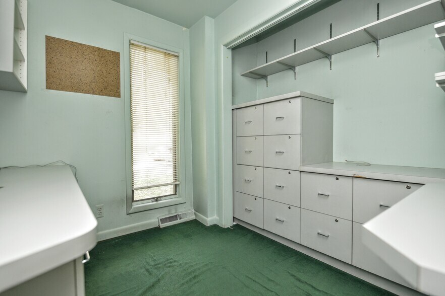 More Photos Of 276 State Rt.94, Vernon Medical For Lease