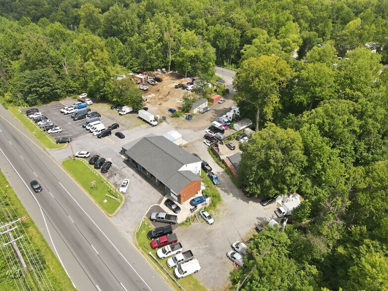 More Photos Of 6501 Crain Hwy, Bowie Auto Dealership For Lease