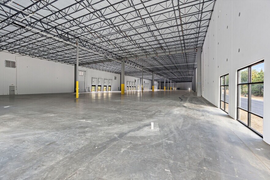More Photos Of 100 Spontex Dr, Columbia Warehouse For Lease
