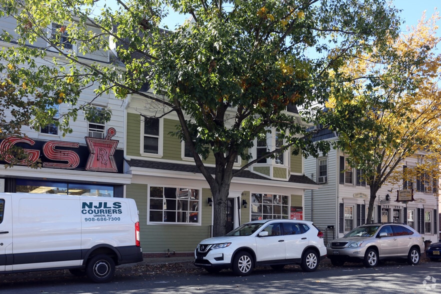 Primary Photo Of 334 Farnsworth Ave, Bordentown Office Residential For Lease