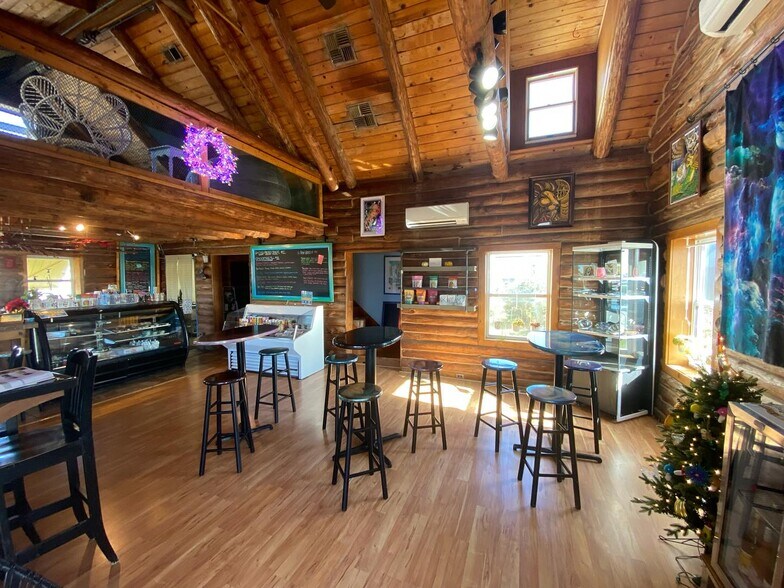 More Photos Of 1209 S Croatan Hwy, Kill Devil Hills Storefront For Sale