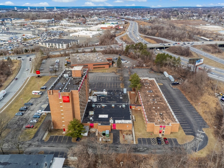 More Photos Of 3 Watervliet Avenue Ext, Albany Hotel For Sale