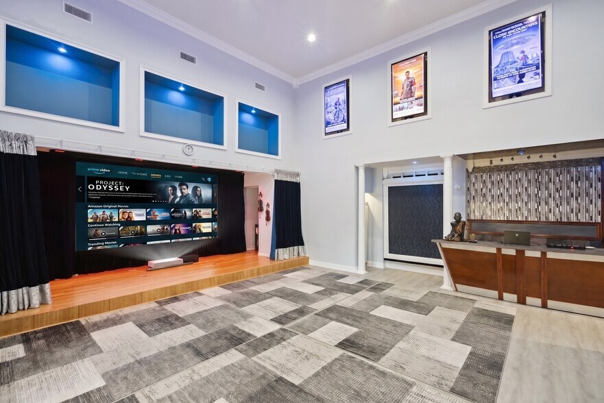 More Photos Of 1498 Markham Woods Rd, Longwood Flex For Sale