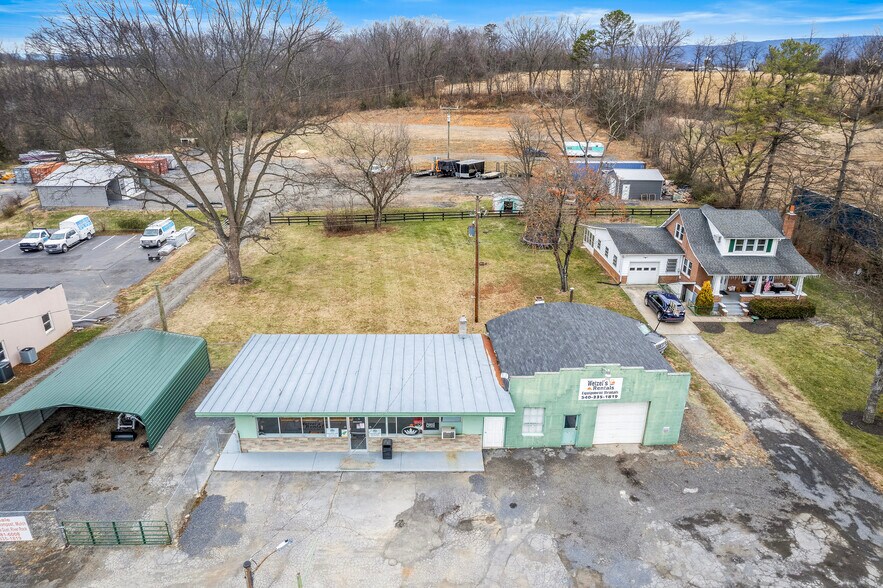 More Photos Of 18719 Old Valley Pike, Edinburg General Retail For Sale