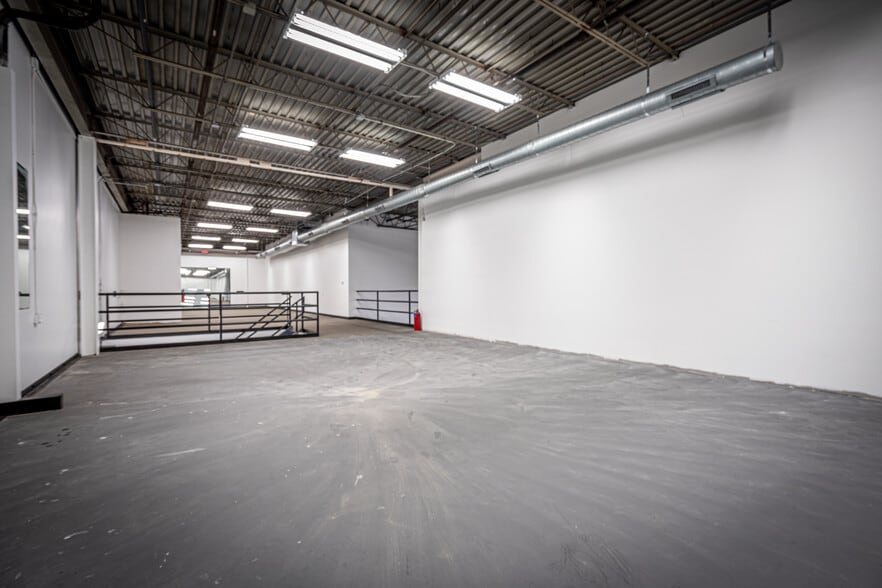 More Photos Of 1901-1923 Windsor Pl, Fort Worth Warehouse For Sale