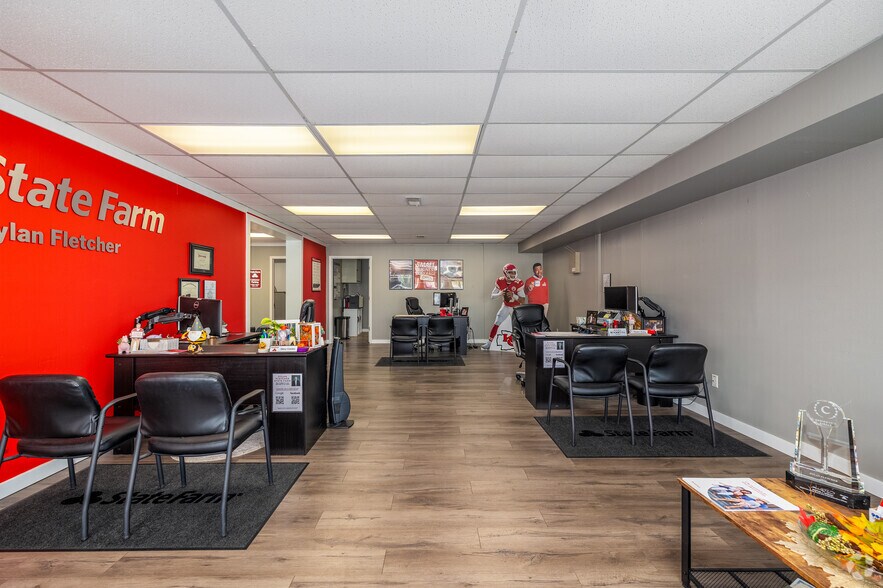 More Photos Of 3128-3134 E Sunshine St, Springfield Storefront Retail Office For Sale