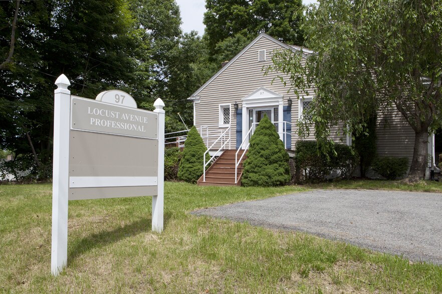 More Photos Of 97 Locust Ave, Cortlandt Manor Medical For Sale
