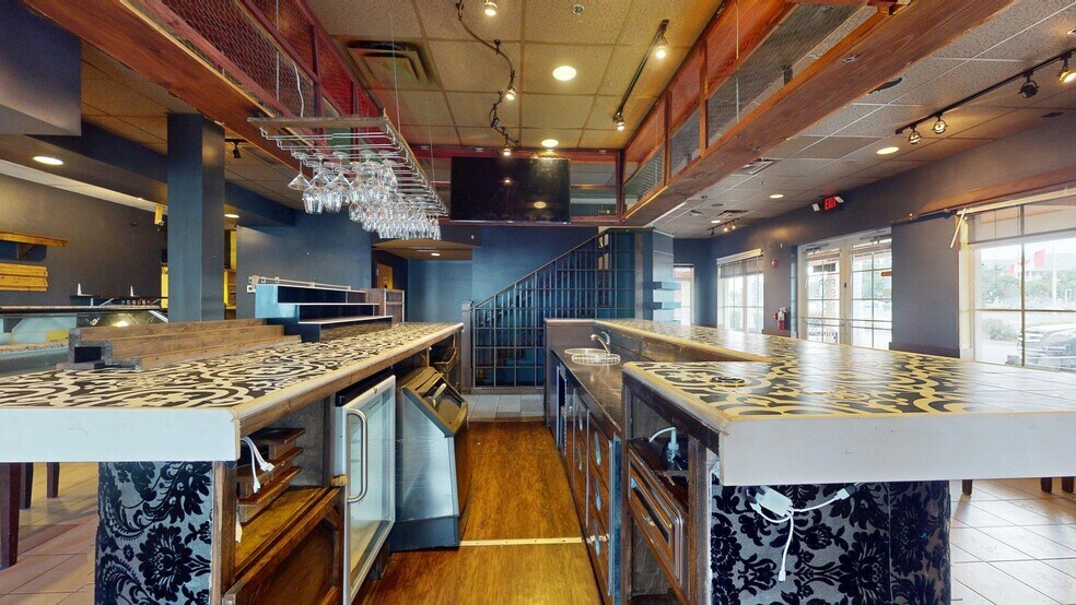 More Photos Of 3983 Destination Dr, Osprey Storefront Retail Office For Sale