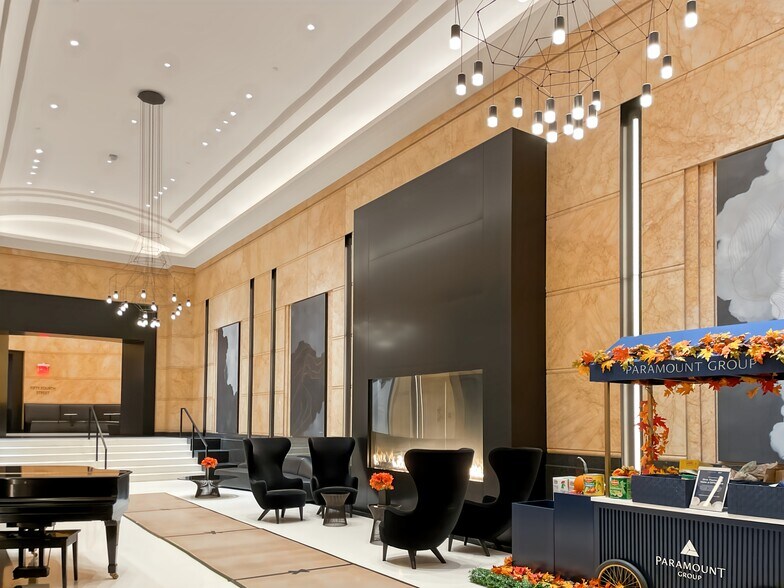 More Photos Of 1325 Avenue of the Americas, New York Coworking Space