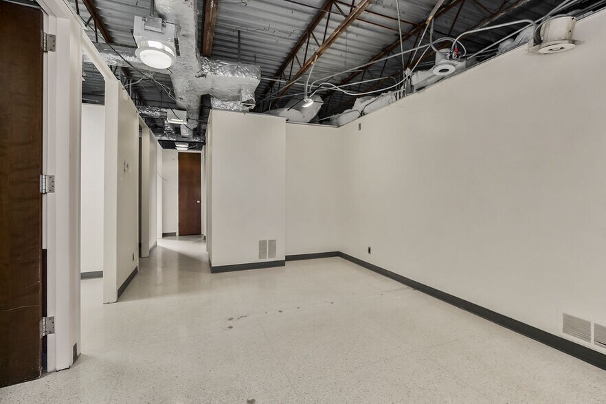 More Photos Of 1854 Minnesota Ave, Kansas City Office Residential For Sale