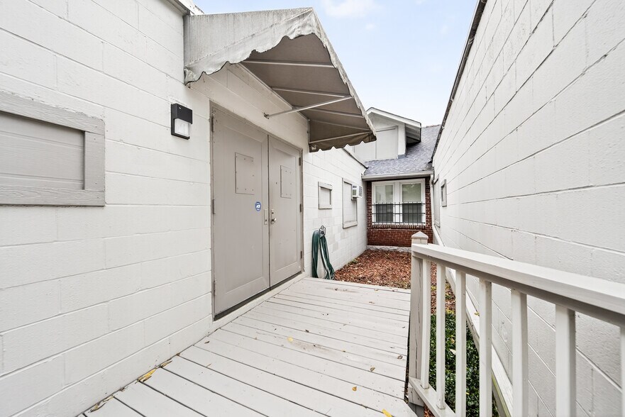 More Photos Of 2819 Gallatin Pike, Nashville Freestanding For Lease