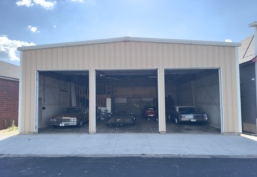 Primary Photo Of 105 Locust St, Hickman Warehouse For Lease