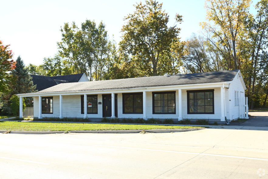 More Photos Of 6585 Jackson Rd, Ann Arbor Freestanding For Sale