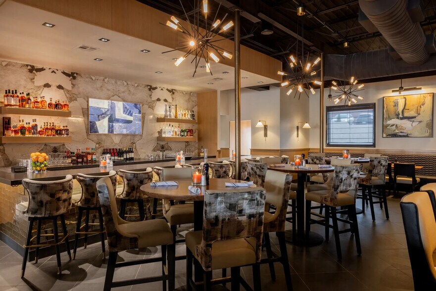 More Photos Of 6823 S Yale Ave, Tulsa Restaurant For Sale