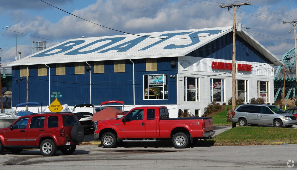 More Photos Of 1601 Bowne Ave, Charleston Freestanding For Sale