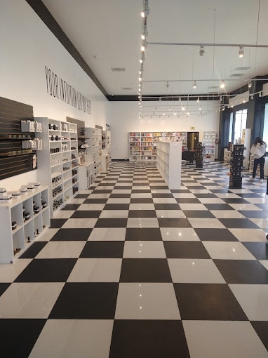 More Photos Of 5217-5223 Lankershim Blvd, North Hollywood Storefront Retail Office For Lease