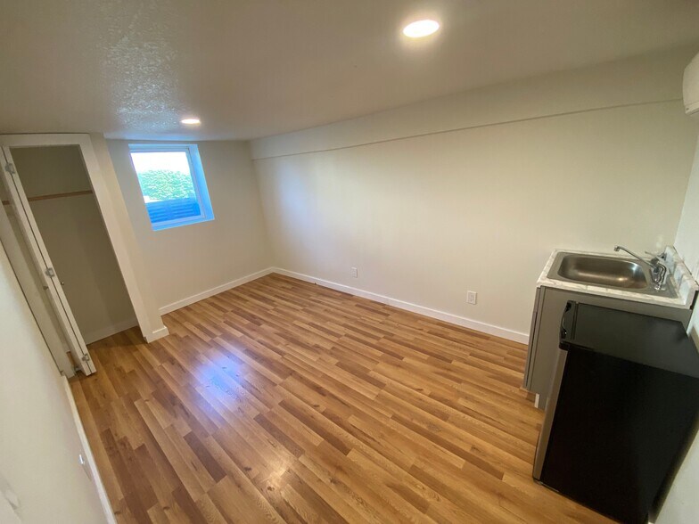 More Photos Of 8705 E 63rd Trafficway, Kansas City Apartments For Sale