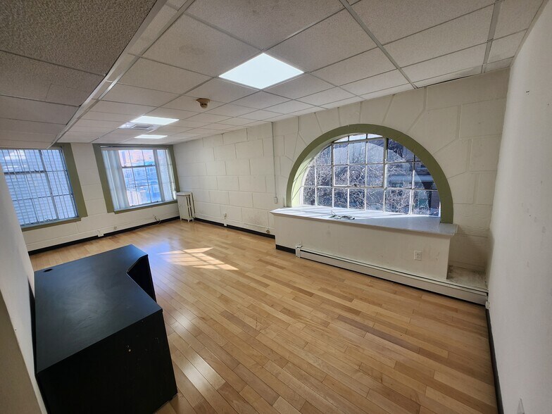More Photos Of 440 60th St, West New York Apartments For Lease