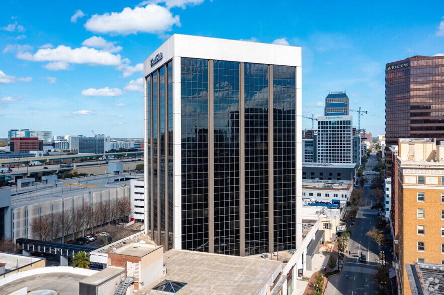 More Photos Of 20 N Orange Ave, Orlando Office For Lease