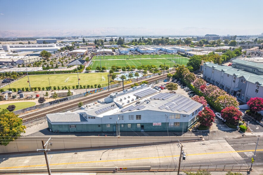 More Photos Of 1793 Lafayette St, Santa Clara Office For Sale