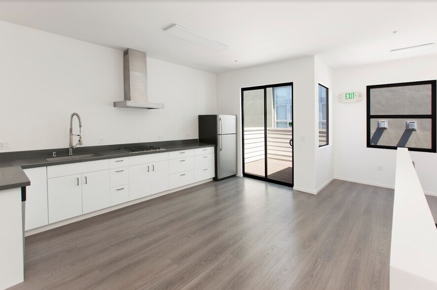 More Photos Of 1261-1263 Connecticut St, San Francisco Warehouse For Lease