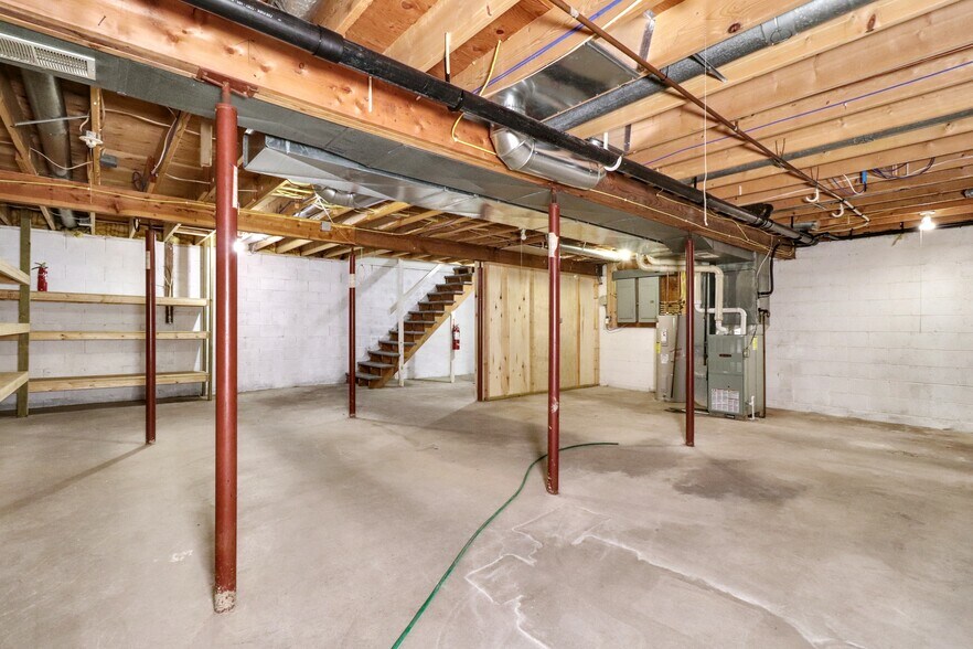 More Photos Of 616 US 51, Woodruff Office For Sale