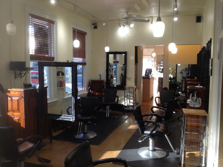 More Photos Of 1401-1409 Castro St, San Francisco Storefront Retail Residential For Lease