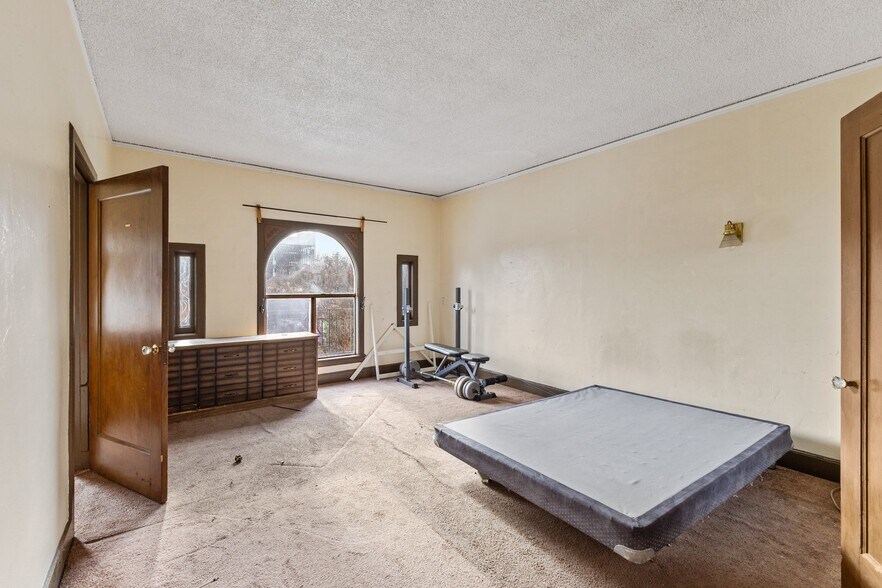 More Photos Of 421 E Santa Clara St, San Jose Storefront Retail Office For Sale