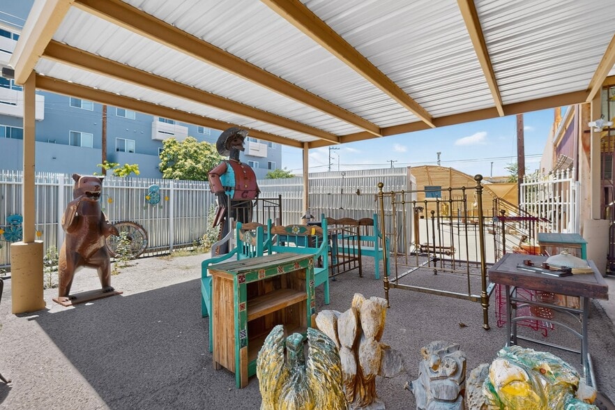 More Photos Of 2906 4th St NW, Albuquerque Warehouse For Sale