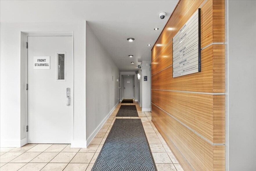 More Photos Of 200 James Pl, Monroeville Medical For Lease