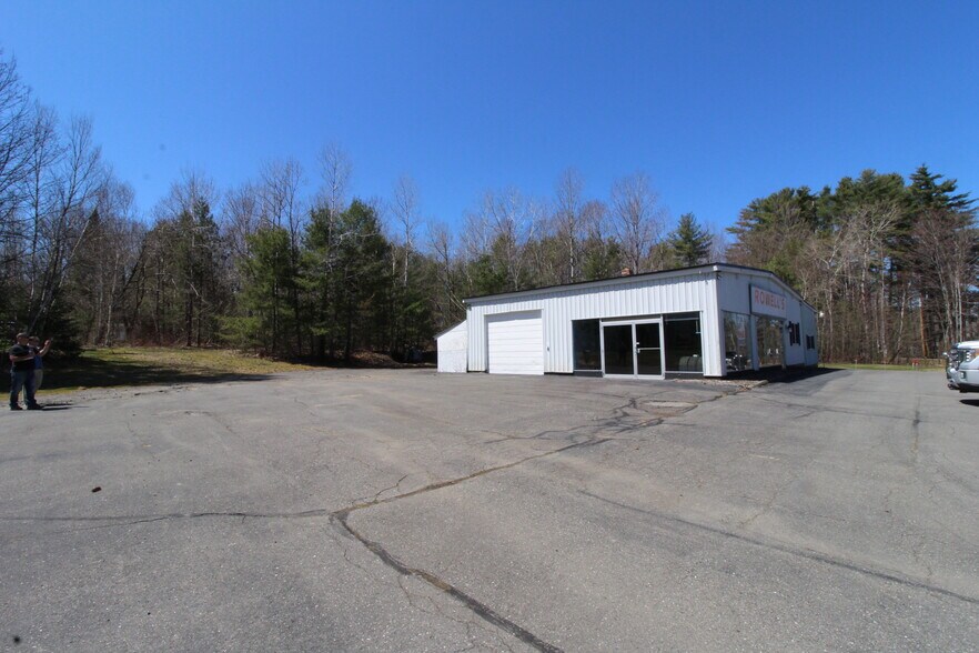More Photos Of 20 Estes Ave, Palmyra Auto Dealership For Sale