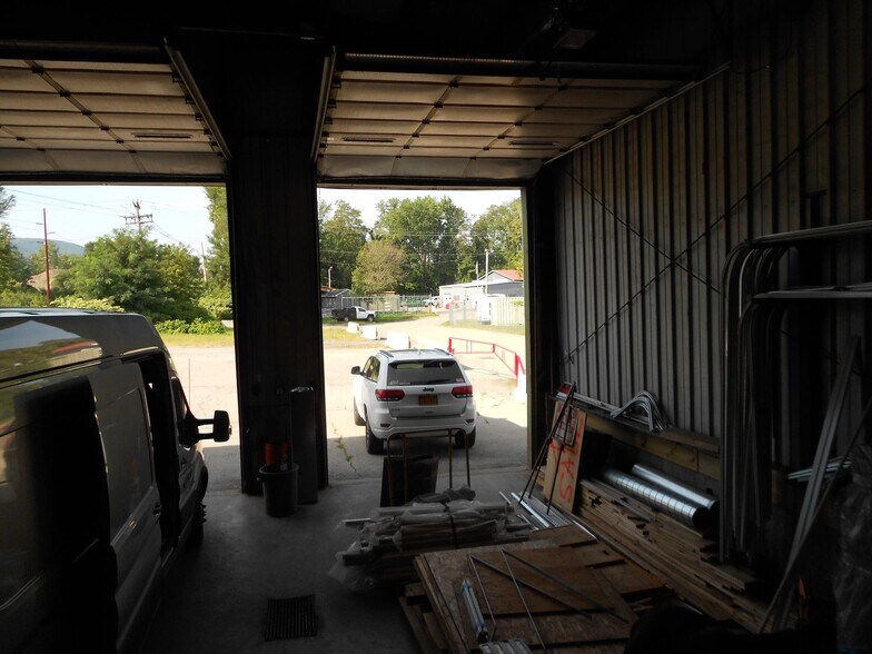 More Photos Of 1 Chips Ln, Fishkill Light Manufacturing For Lease