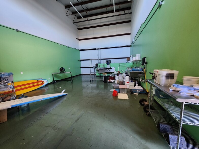 More Photos Of 48 Ulupono St, Lahaina Light Manufacturing For Lease