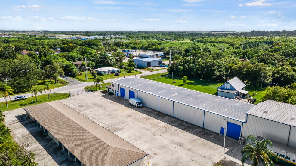 More Photos Of 4400 Metzger Rd, Fort Pierce Service For Lease