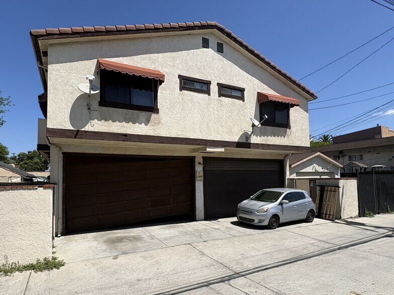 More Photos Of 246 E Hullett St, Long Beach Apartments For Sale