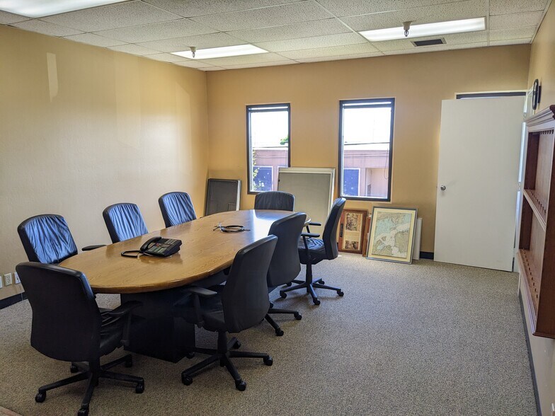 More Photos Of 351 Demeter St, East Palo Alto Warehouse For Lease