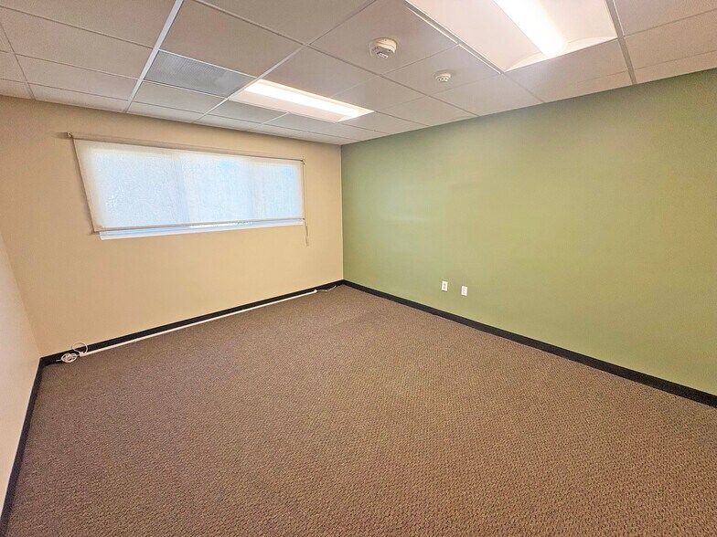 More Photos Of 1231 E Chapman Ave, Fullerton Religious Facility For Lease