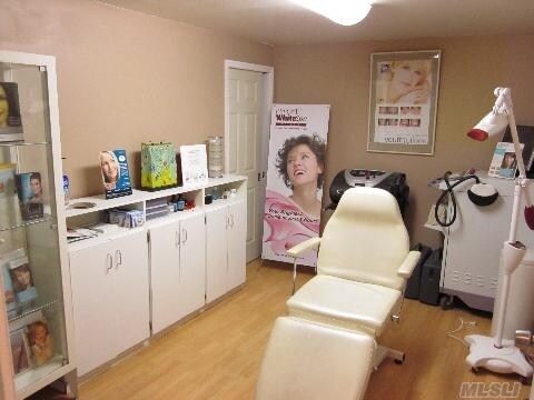 More Photos Of 4515 Nesconset Hwy, Port Jefferson Station Freestanding For Lease