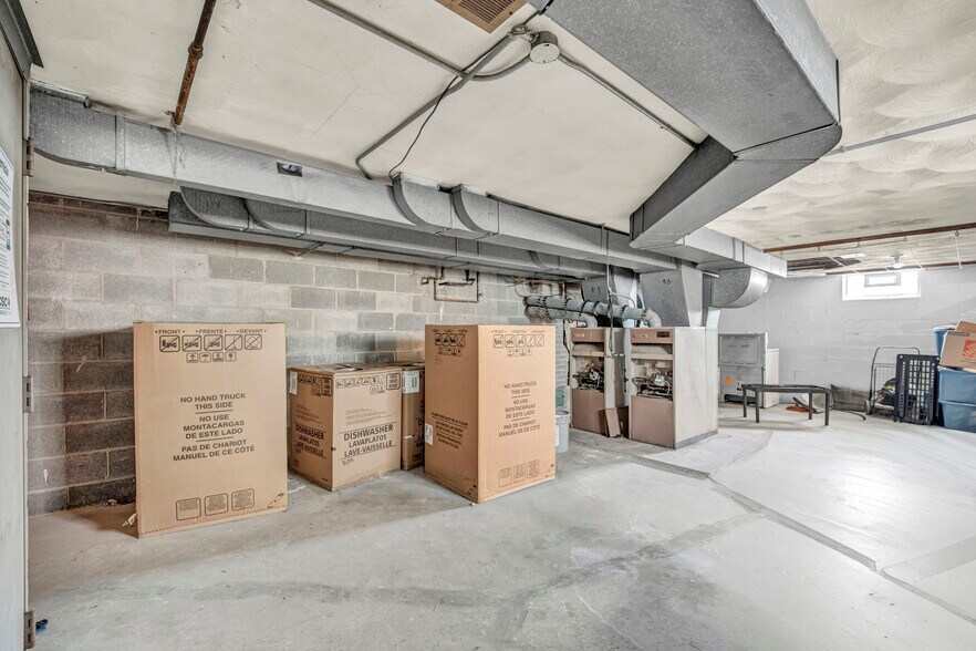 More Photos Of 885 S Green Rd, Cleveland Apartments For Sale