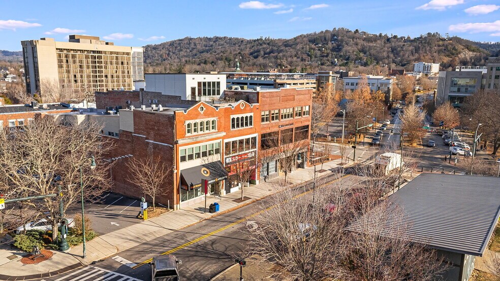 More Photos Of 122 College St, Asheville Storefront Retail Residential For Sale