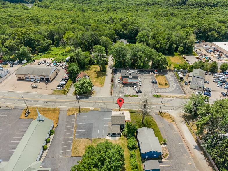 More Photos Of 2695 Hartford Ave, Johnston Office For Lease